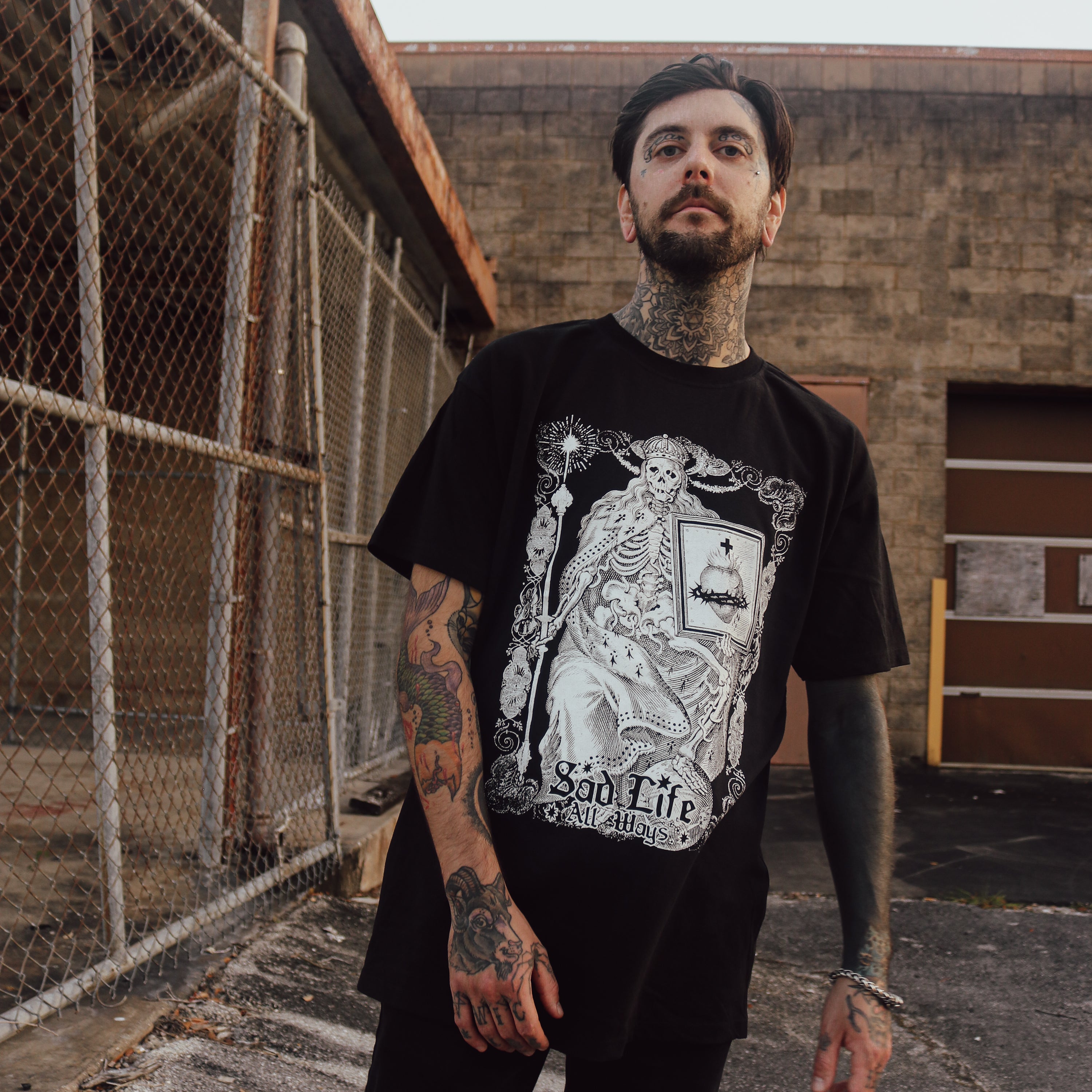 Death Gate Exalted Ruler Tee
Model: Colin Pence
Photo: Nabeel (Noble) Kareem Nassar
Death Gate ™ All Rights Reserved